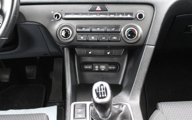 Kia Sportage cena 77999 przebieg: 114187, rok produkcji 2017 z Wałcz małe 781